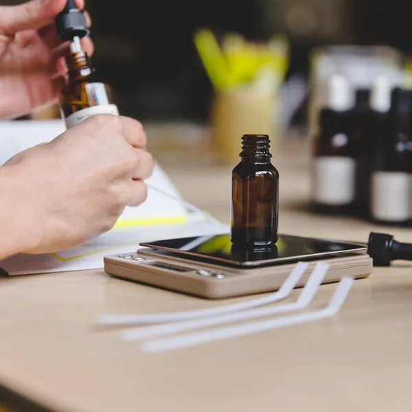 WORKSHOP LÀM NƯỚC HOA DẠNG XỊT (PHUN SƯƠNG)