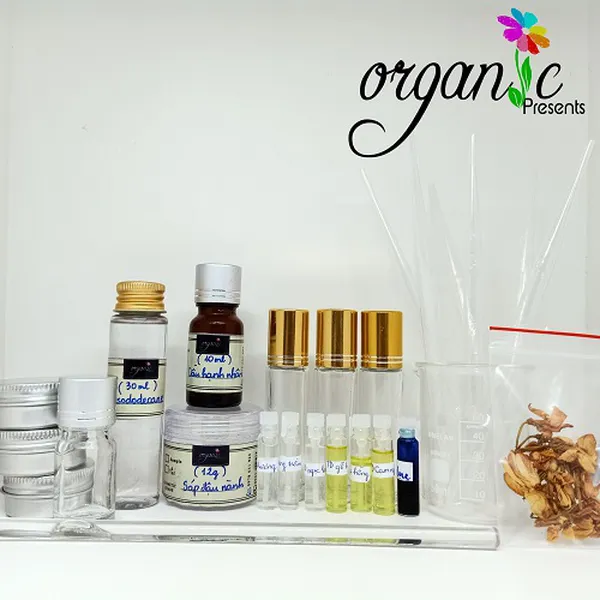 BỘ KIT LÀM NƯỚC HOA HANDMADE TỪ TINH DẦU THIÊN NHIÊN
