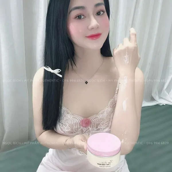 Kem body dưỡng trắng nhanh, kích trắng  - Chấp mọi loại da đen lì