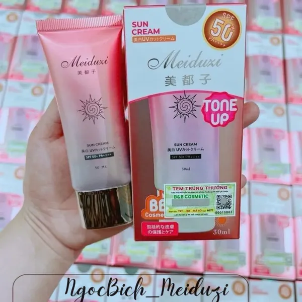 Kem Chống Nắng Meiduzi  SPF 50++++ ,Dưỡng Trắng Da Nâng Tone Tức Thời, ngăn ngừa nám da