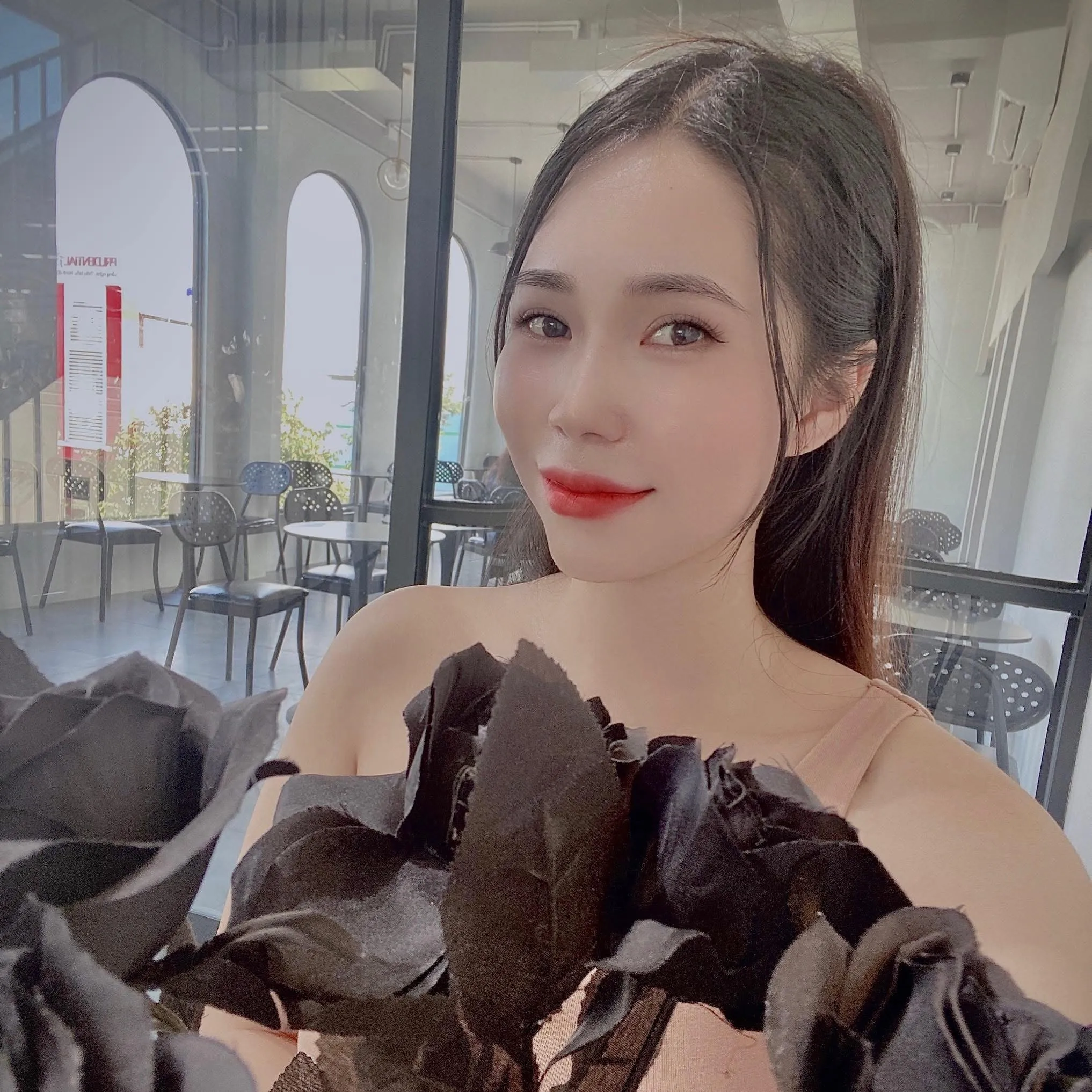 Chị  Kim Ngân