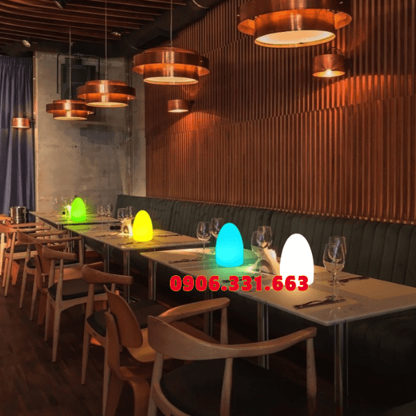 Đèn Bàn LED Trang Trí