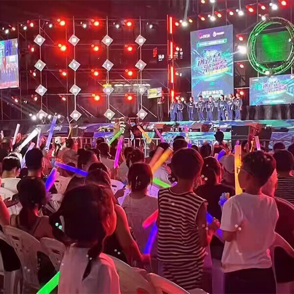 Gậy cổ vũ xốp giá rẻ  Gậy cổ vũ xốp giá rẻ