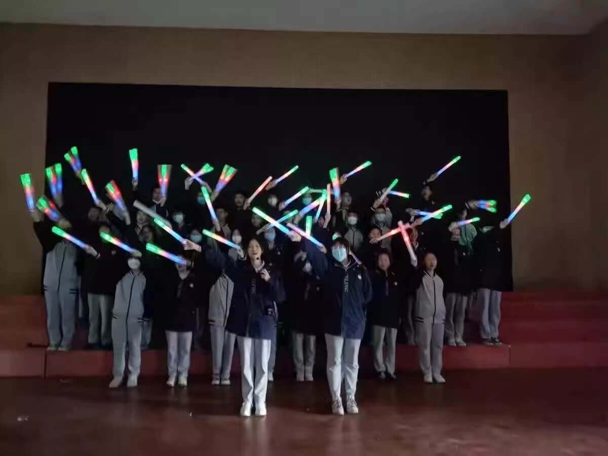 Gậy cổ vũ xốp giá rẻ  Gậy cổ vũ xốp giá rẻ