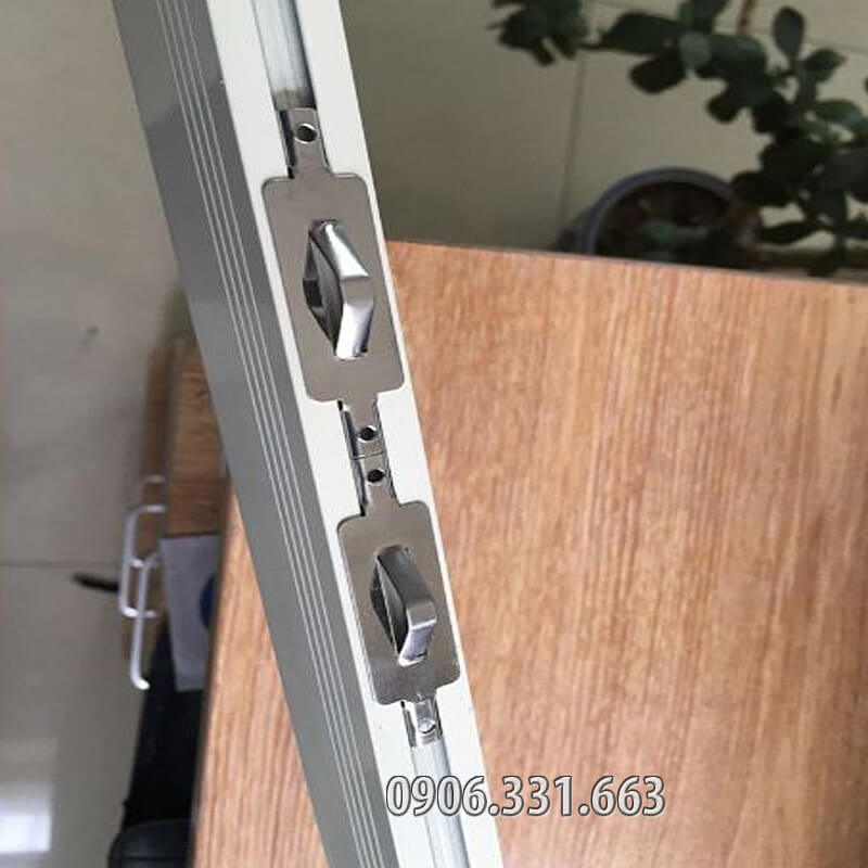 bảng hiệu mica đèn led