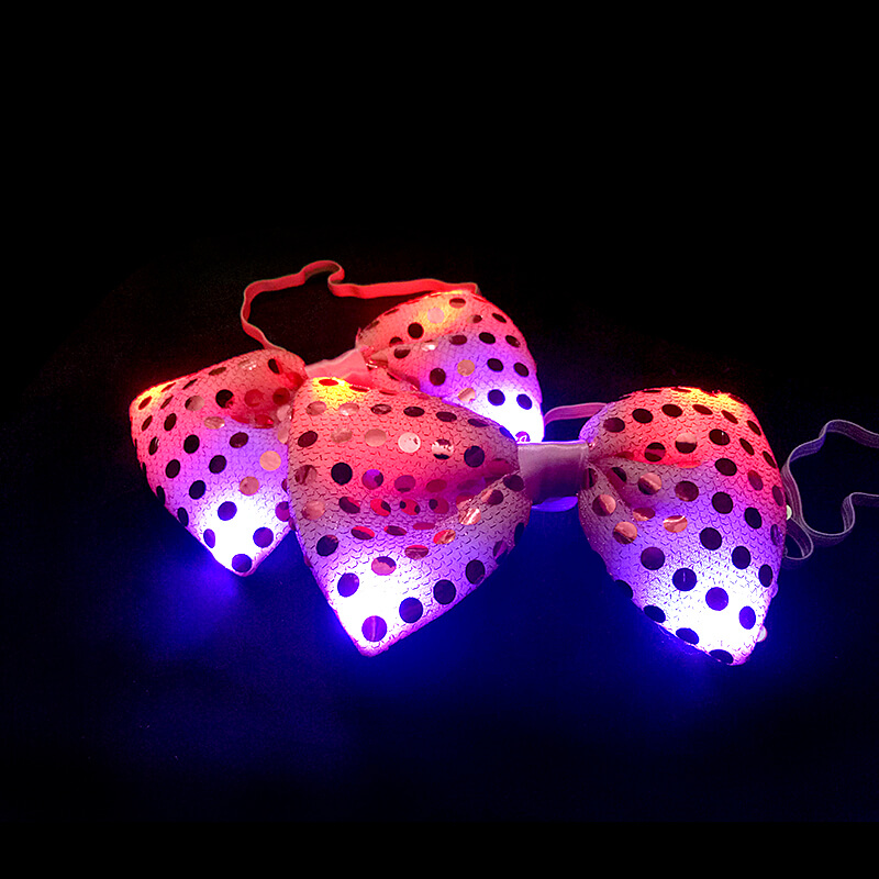 Cà vạt nơ có gắn đèn led Cà vạt nơ có gắn đèn led