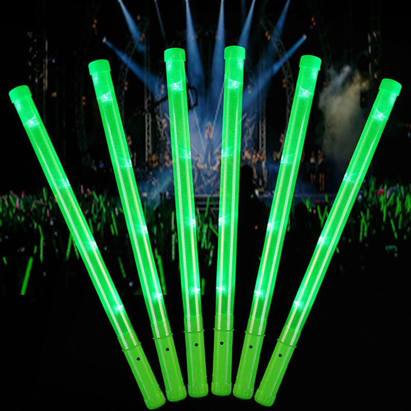 Cây cổ vũ phát sáng xanh lá 46cm Cây cổ vũ phát sáng xanh lá 46cm