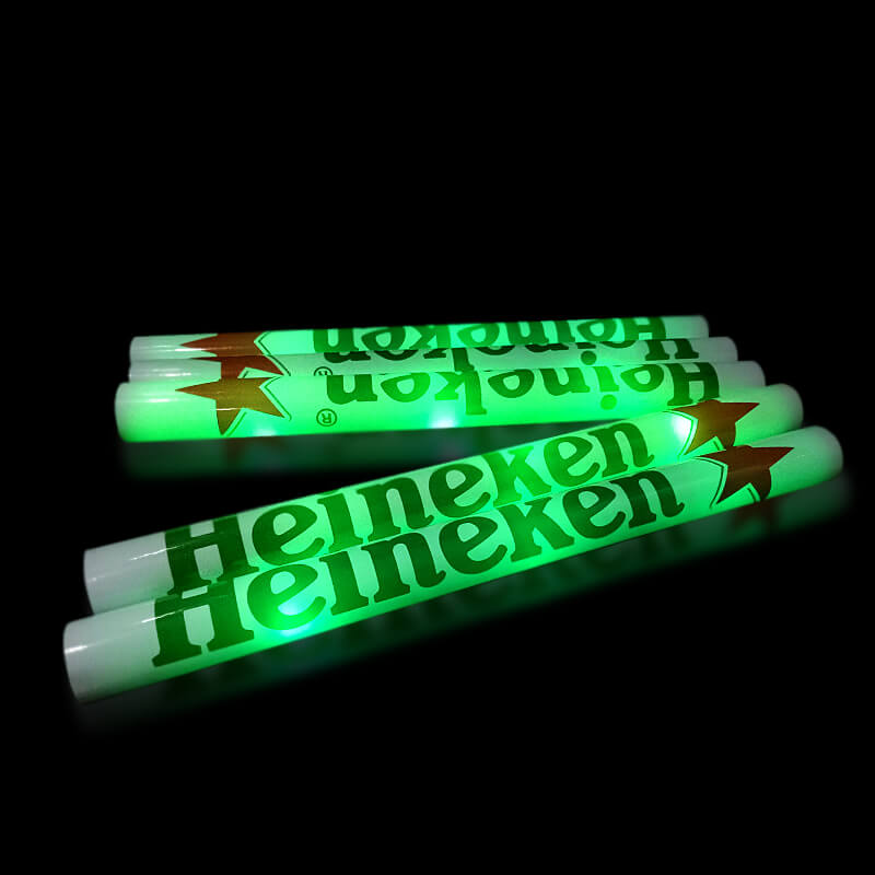 Cây đập cổ vũ in decal Heineken Cây đập cổ vũ in decal Heineken
