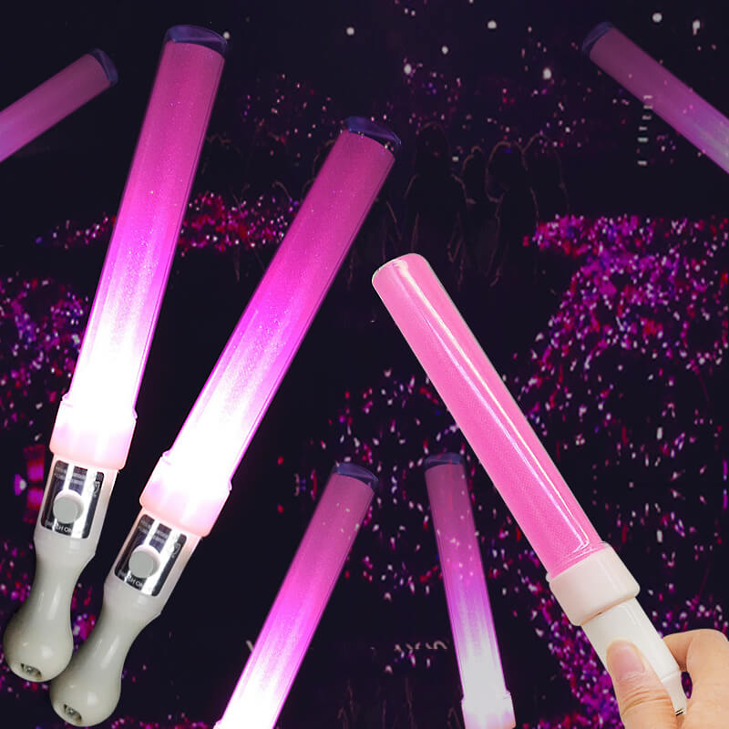 Gậy led cổ vũ kim tuyến hồng 25cm Gậy led cổ vũ kim tuyến hồng 25cm