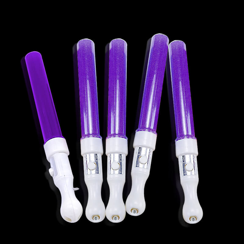 Gậy led cổ vũ kim tuyến tím 25cm Gậy led cổ vũ kim tuyến tím 25cm