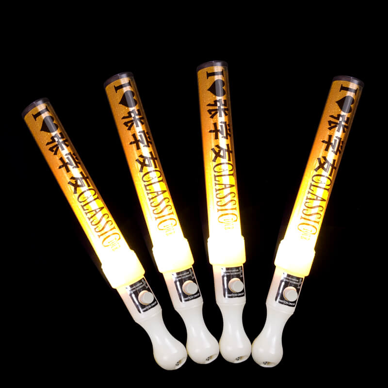 Gậy led cổ vũ kim tuyến vàng 25cm Gậy led cổ vũ kim tuyến vàng 25cm