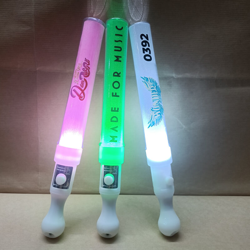 in logo lightstick theo yêu cầu in logo lightstick theo yêu cầu