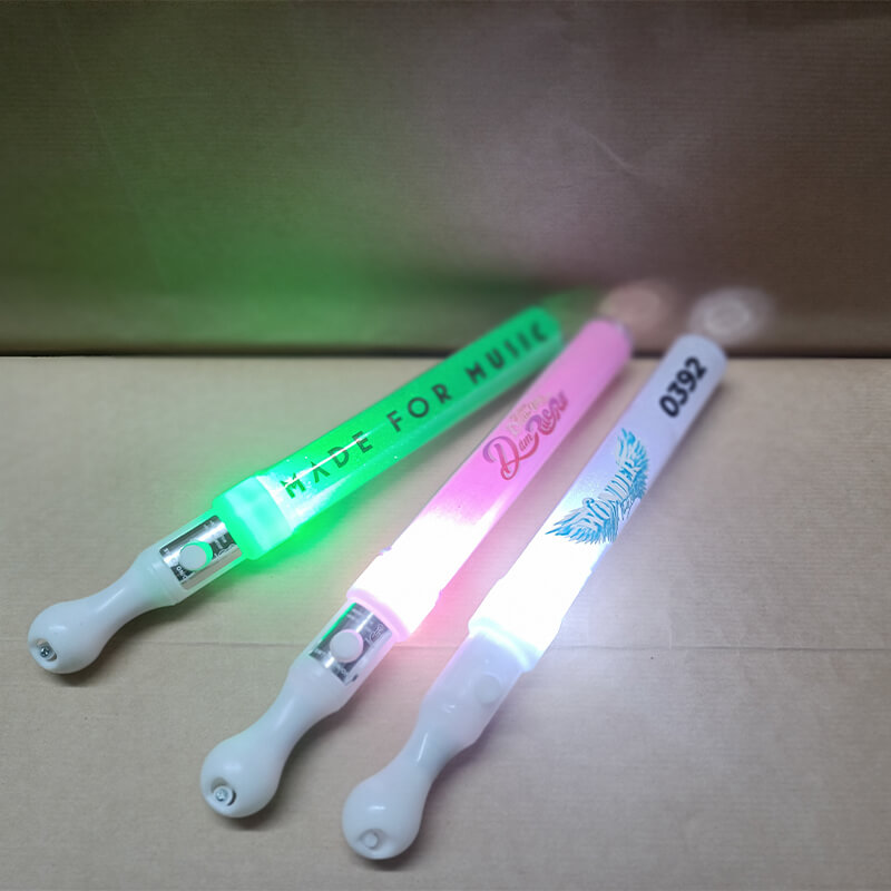 in logo lightstick theo yêu cầu