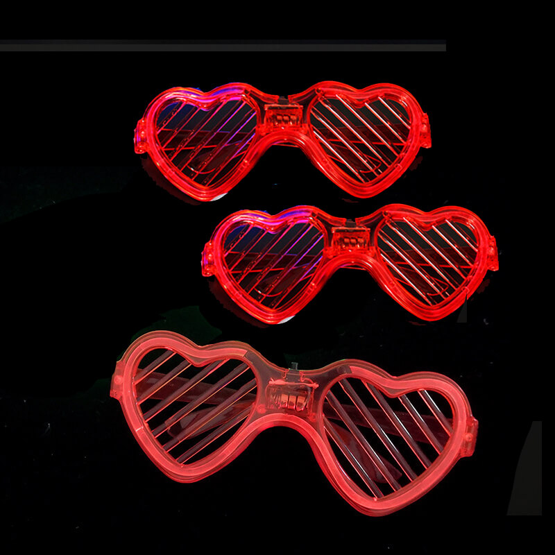kính đèn led trái tim màu đỏ kính đèn led trái tim màu đỏ