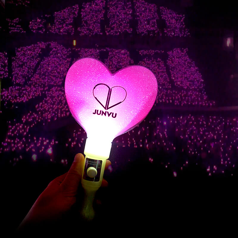 Lightstick hình trái tim hồng dán decal Junvu Lightstick hình trái tim hồng dán decal Junvu