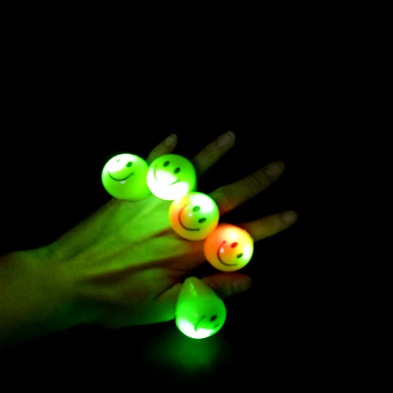 nhẫn đèn led đeo ngón tay hình mặt cười nhẫn đèn led đeo ngón tay hình mặt cười