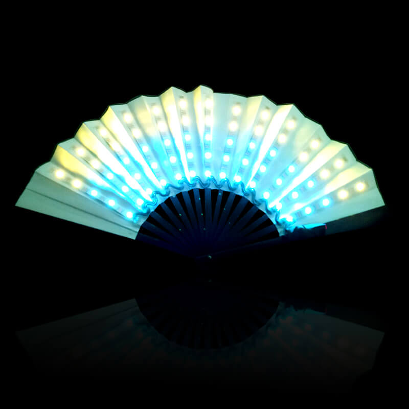 Quạt xếp có đèn led phát sáng Quạt xếp có đèn led phát sáng