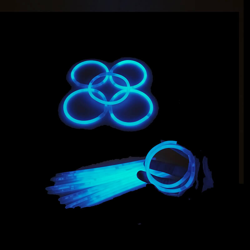 que dạ quang phát sáng màu xanh dương que dạ quang phát sáng màu xanh dương