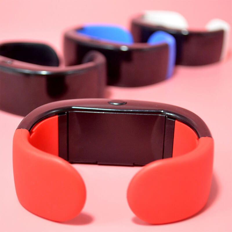 vòng đeo tay đèn led 8 chế độ phát sáng vòng đeo tay đèn led 8 chế độ phát sáng