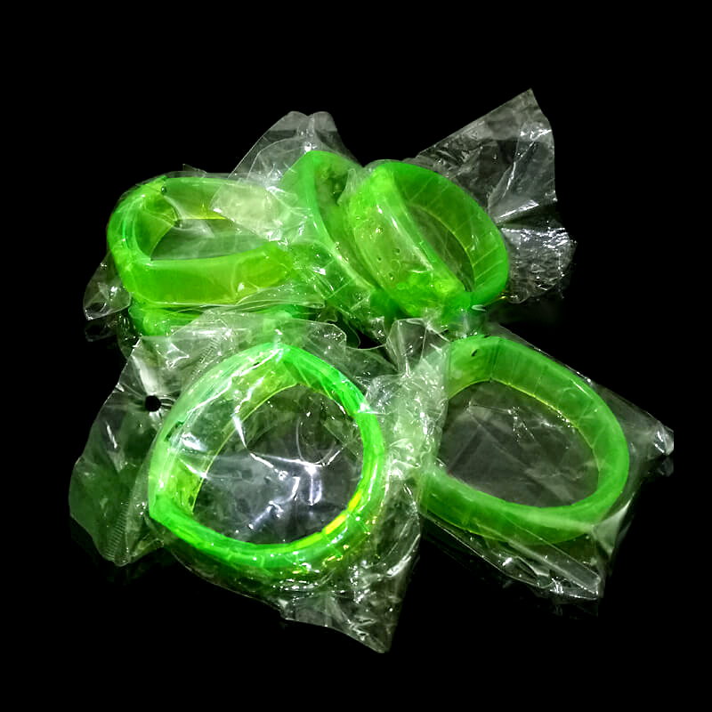 Vòng đeo tay led xanh lá 3 chế độ Vòng đeo tay led xanh lá 3 chế độ