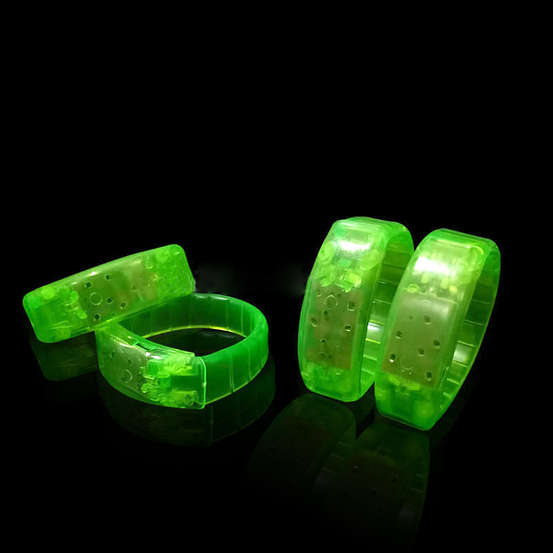 Vòng đeo tay led xanh lá 3 chế độ Vòng đeo tay led xanh lá 3 chế độ