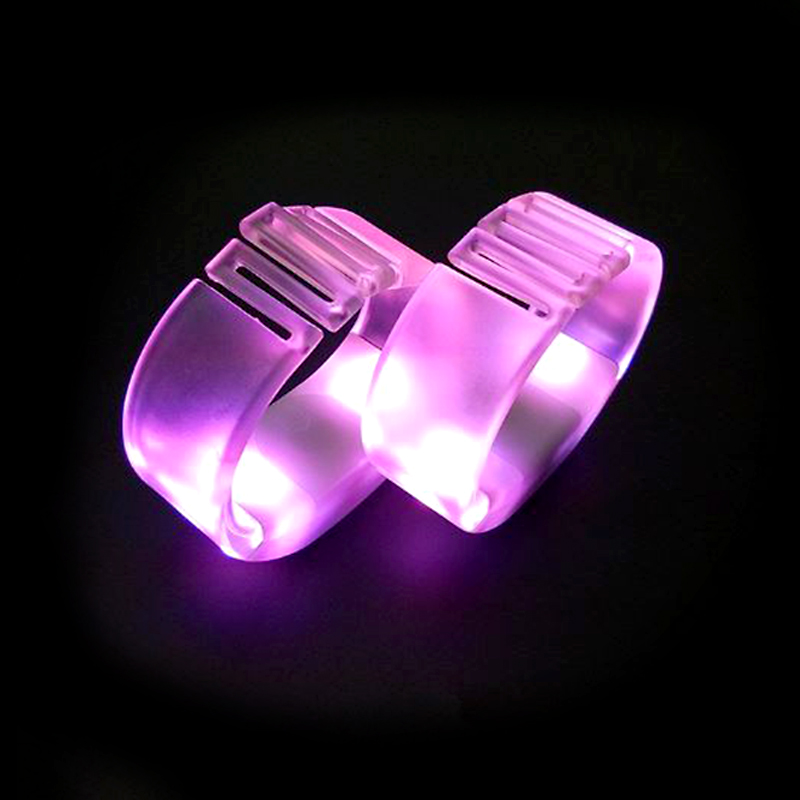 vòng đeo tay phát sáng led 15 màu vòng đeo tay phát sáng led 15 màu