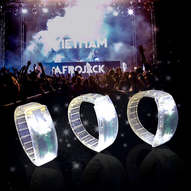 Vòng đeo tay phát sáng led trắng Vòng đeo tay phát sáng led trắng