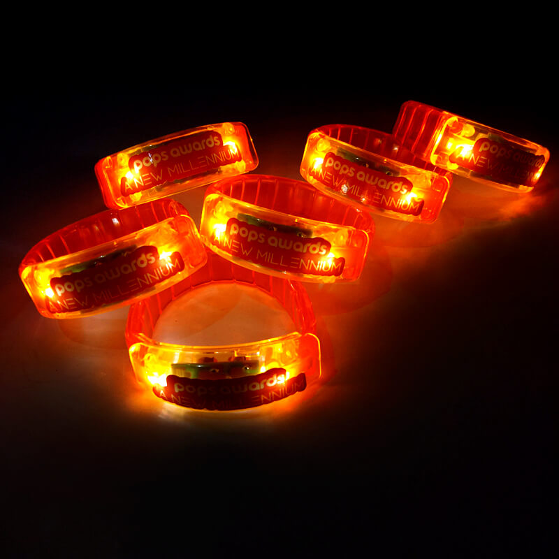 vòng tay led in tem logo pops arwards vòng tay led in tem logo pops arwards