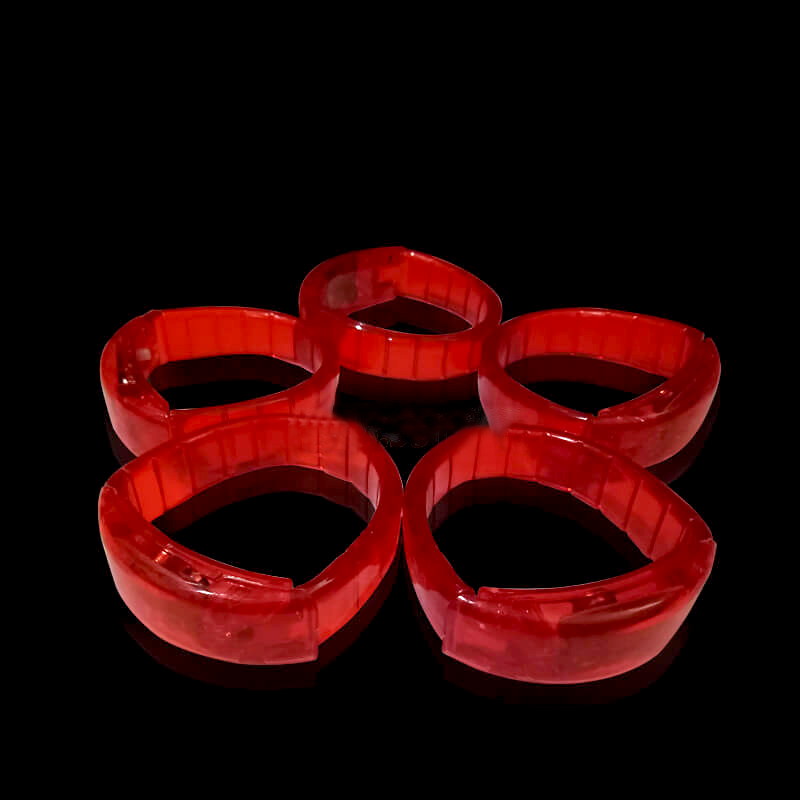 Vòng tay led phát sáng màu đỏ Vòng tay led phát sáng màu đỏ