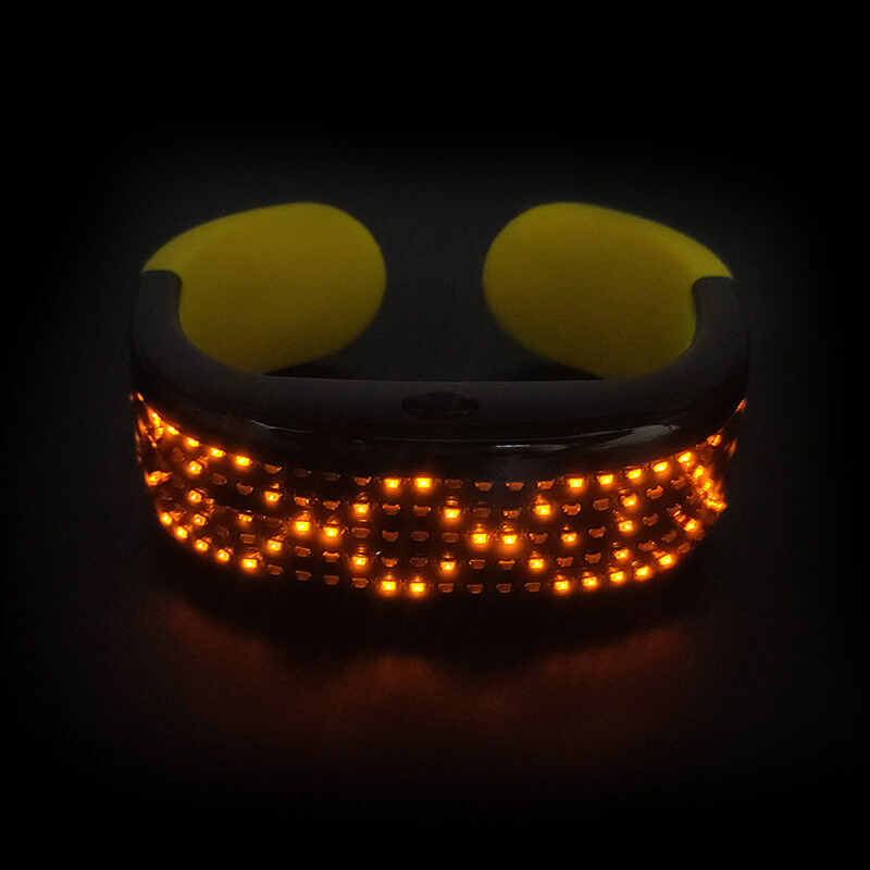 vòng tay led phát sáng vàng màn hình hiển thị 8 chế độ vòng tay led phát sáng vàng màn hình hiển thị 8 chế độ