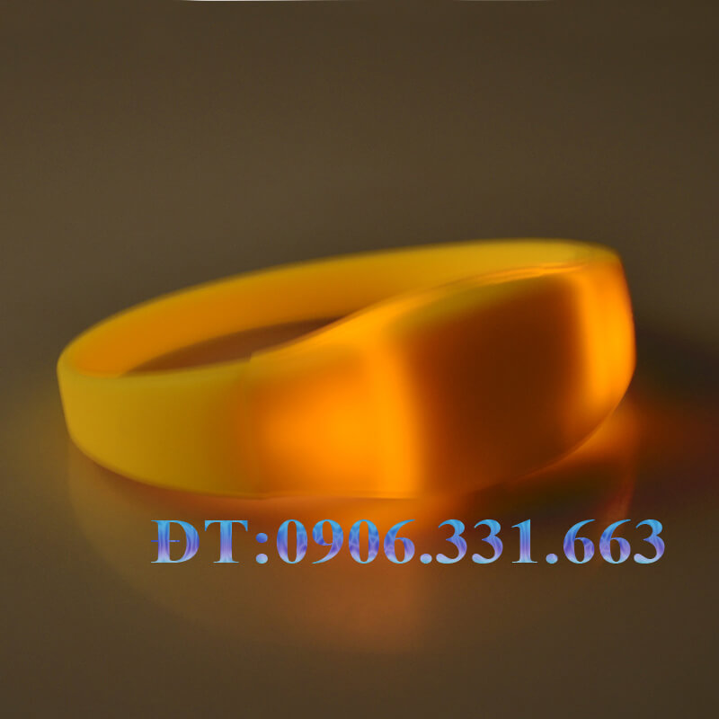 Vòng tay phát sáng giá rẻ Vòng tay phát sáng giá rẻ