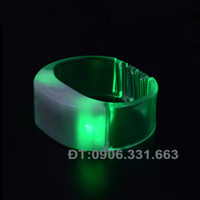 Vòng tay cảm ứng âm thanh phát sáng led 15 màu Vòng tay cảm ứng âm thanh phát sáng led 15 màu