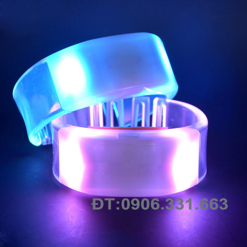 Vòng tay cảm ứng âm thanh phát sáng led 15 màu Vòng tay cảm ứng âm thanh phát sáng led 15 màu