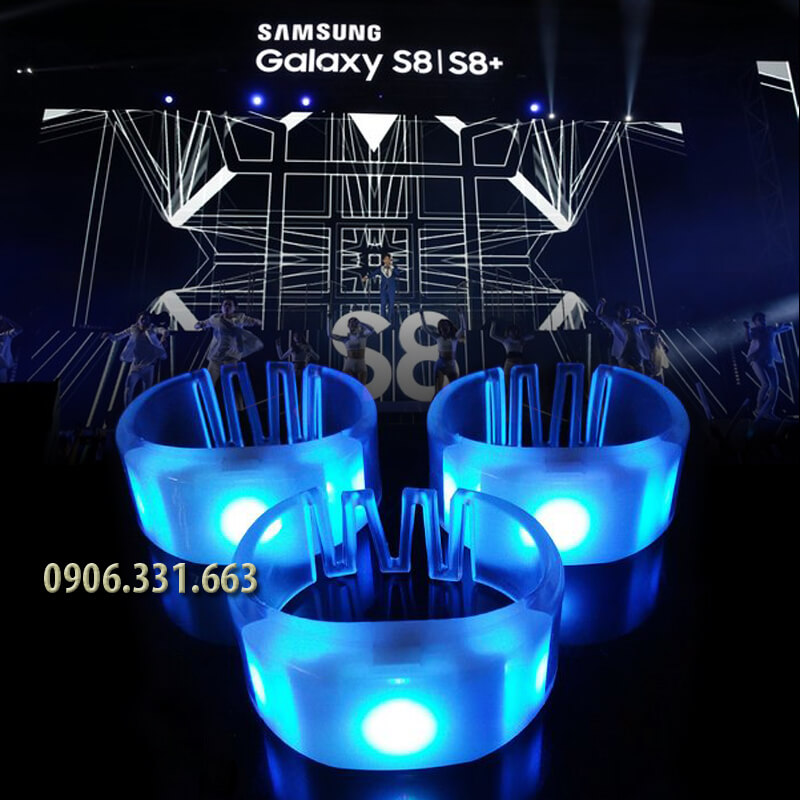 vòng tay phát sáng xanh dương 3 đèn led vòng tay phát sáng xanh dương 3 đèn led