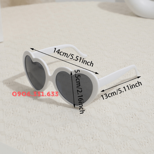Kính mắt tạo hiệu ứng hình trái tim Kính mắt tạo hiệu ứng hình trái tim