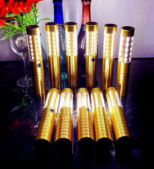 Thanh chụp đầu chai rượu vàng led trắng