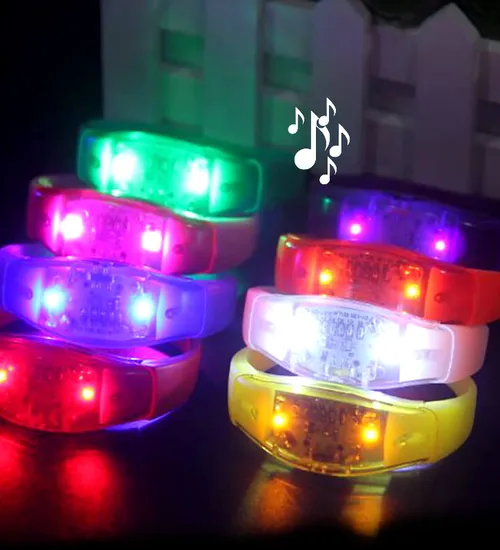 Vòng đeo tay cảm ứng phát sáng led