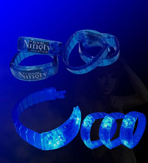 Vòng đeo tay đèn led dán decal