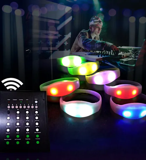Vòng tay có đèn led 15 màu
