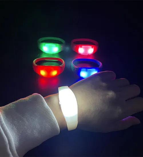 Vòng Phát Sáng Led Màu Trắng