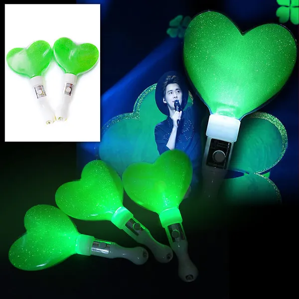 Lightstick led hình trái tim xanh lá
