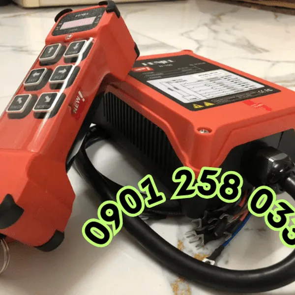 Điều khiển cầu trục 6 nút Henjel H-106