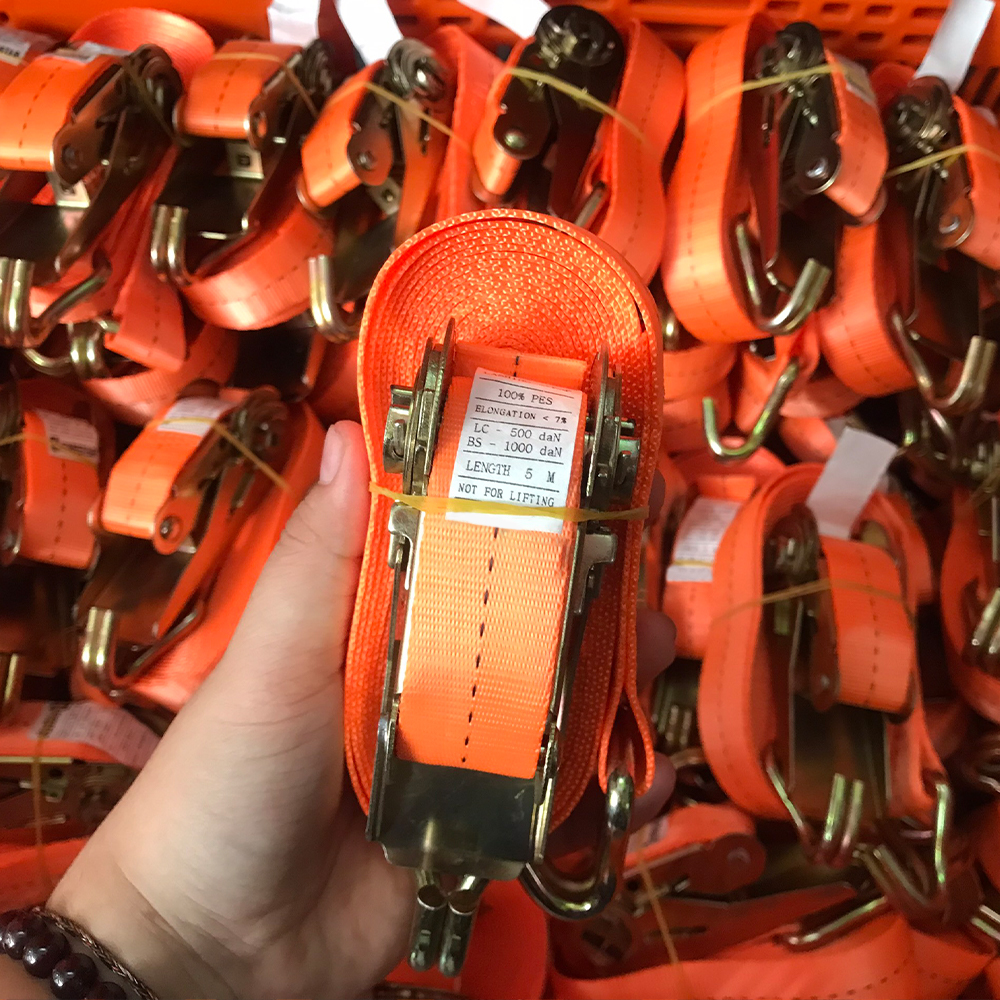 Chuẩn bị đóng đơn hàng sỉ cho khách hàng Chuẩn bị đóng đơn hàng sỉ cho khách hàng