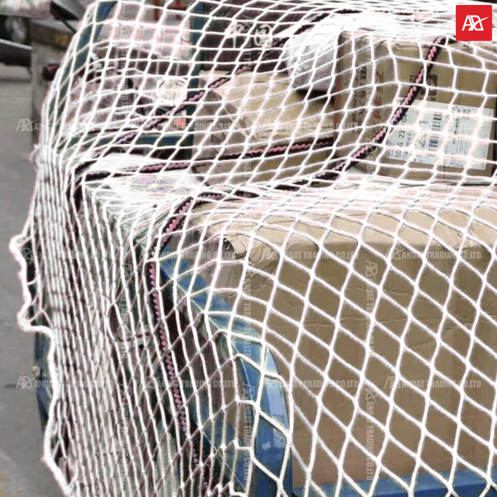 Lưới giúp cố định hàng hóa khi vận chuyển, không bị va đập, rơi rớt Lưới giúp cố định hàng hóa khi vận chuyển, không bị va đập, rơi rớt