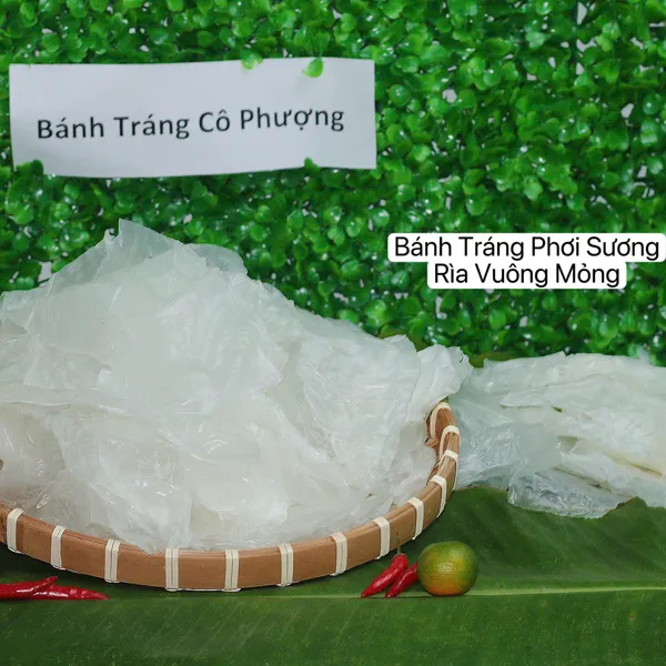 Bánh tráng phơi sương rìa vuông mỏng