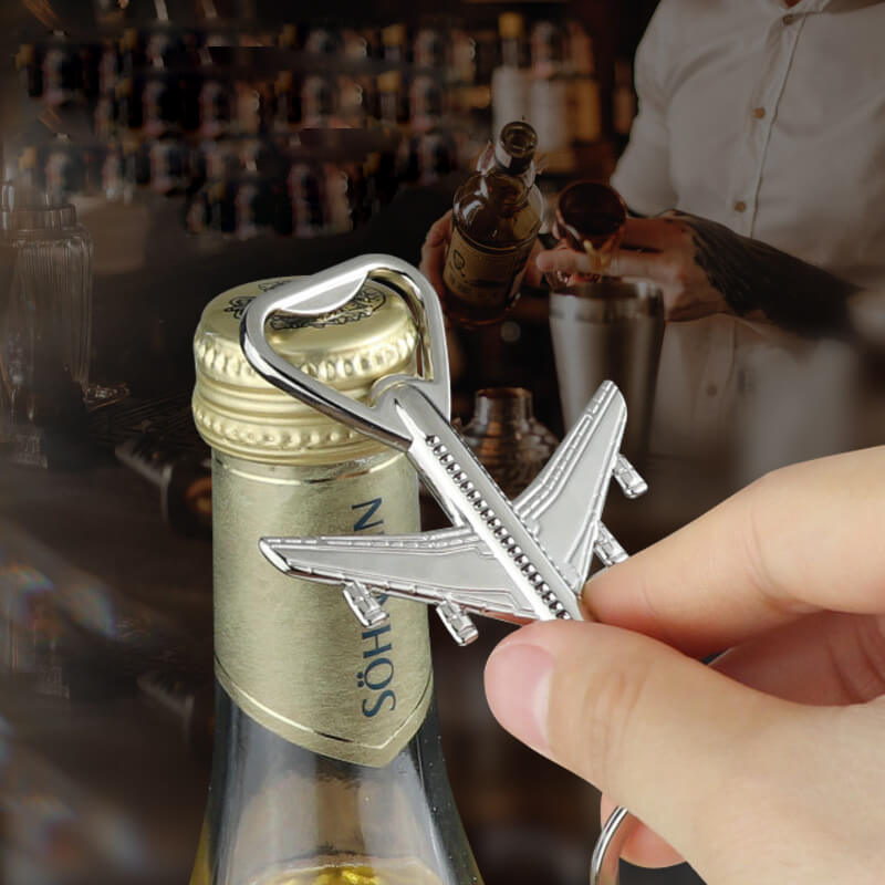 bán móc khóa hình máy bay bán móc khóa hình máy bay