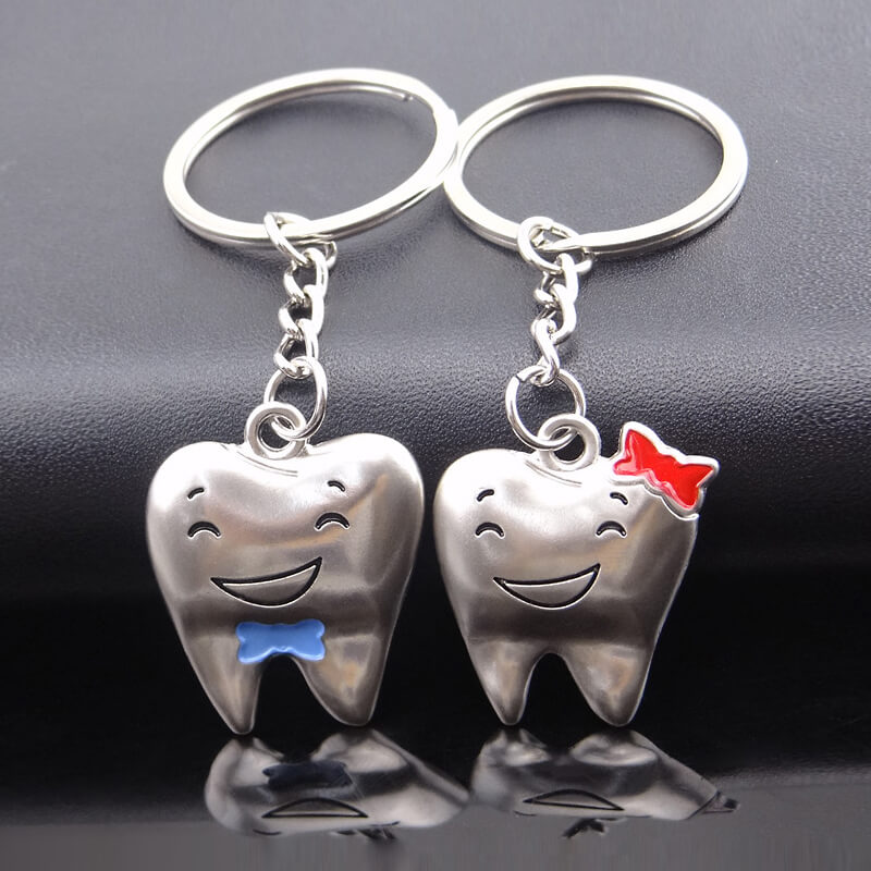 móc chìa khóa đôi hình cái răng móc chìa khóa đôi hình cái răng