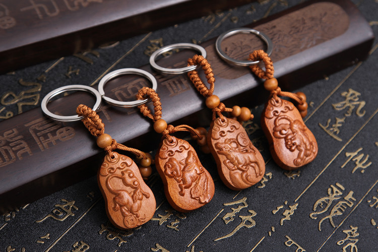 móc chìa khóa gỗ con trâu móc chìa khóa gỗ con trâu