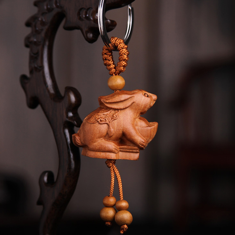 móc khóa bằng gỗ đào hình con thỏ móc khóa bằng gỗ đào hình con thỏ