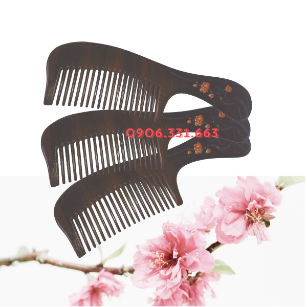Lược gỗ đàn hương hoa đào Lược gỗ đàn hương hoa đào